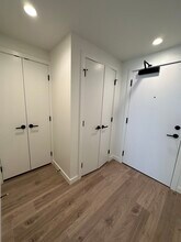 10448 University Dr in Surrey, BC - Building Photo - Building Photo