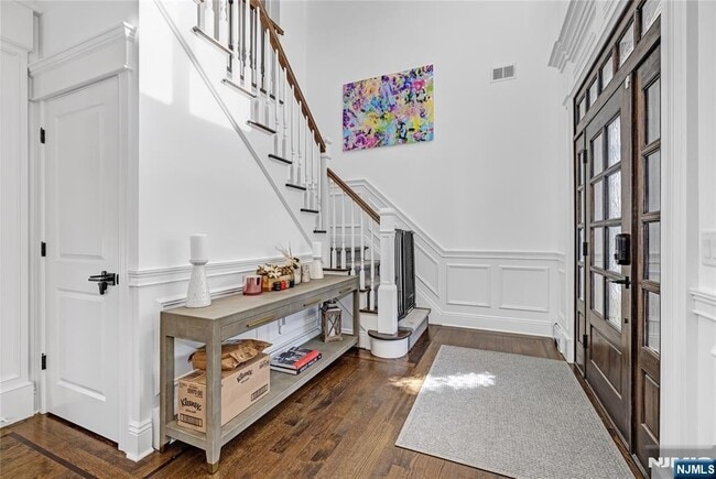 130 Starr Pl in Wyckoff, NJ - Building Photo - Building Photo
