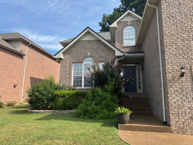 6724 Sunnywood Dr in Nashville, TN - Building Photo - Building Photo