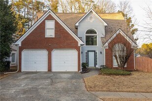 994 Brentmoor Ln NW in Kennesaw, GA - Building Photo