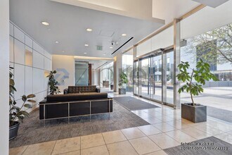 250 King St in San Francisco, CA - Building Photo - Building Photo