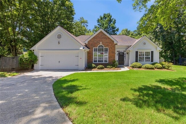 property at 572 Staghorn Ln