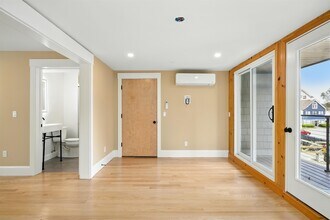 8 Water St in Meredith, NH - Building Photo - Building Photo