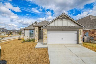 6101 Pocono Dr in College Station, TX - Building Photo