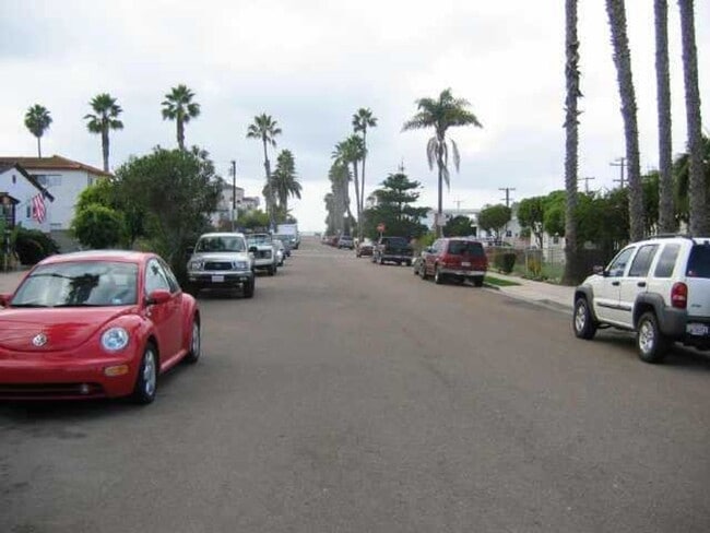 243 11th St in Imperial Beach, CA - Building Photo - Building Photo