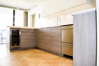 3390 S Ocean Blvd-Unit -305 in Palm Beach, FL - Building Photo - Building Photo