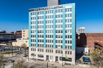 Sky Eleven in Springfield, MO - Building Photo - Building Photo