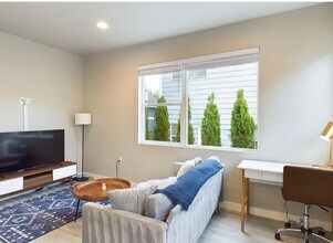 529 20th Ave in Seattle, WA - Building Photo - Building Photo