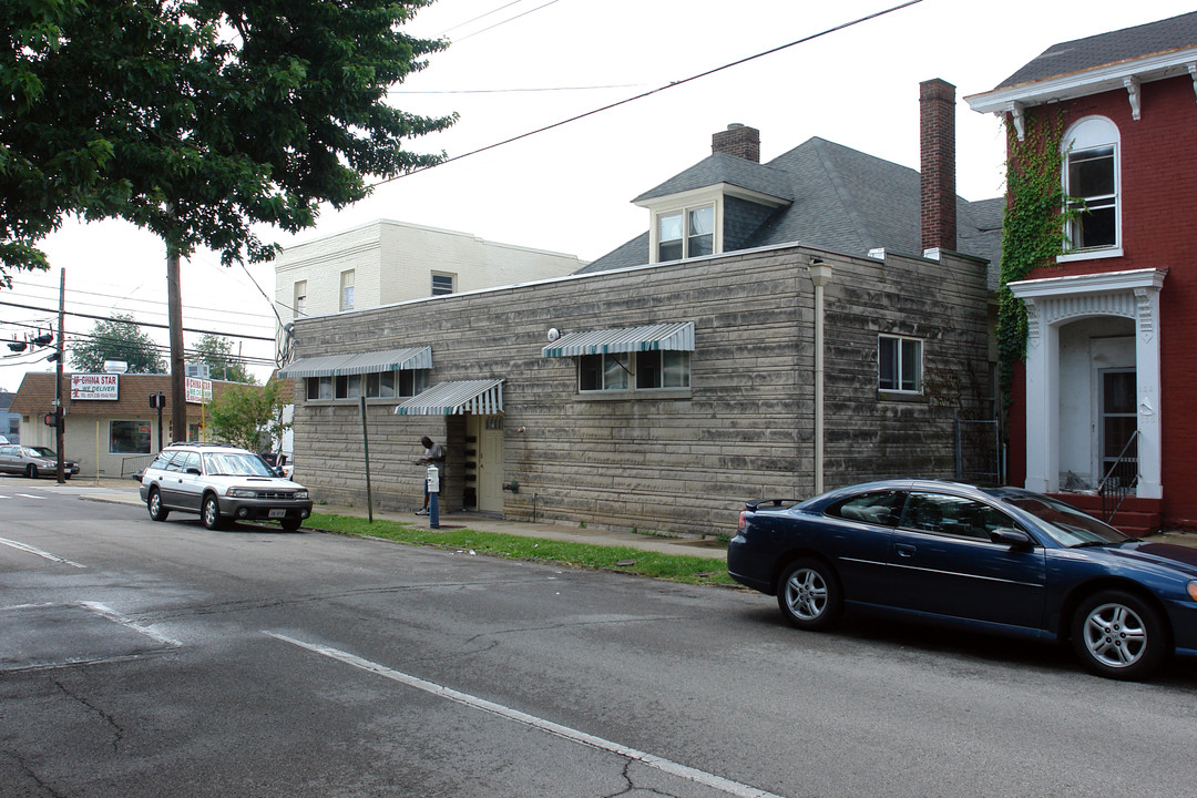 160 Constitution St in Lexington, KY - Foto de edificio