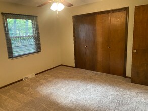 4219 Woodpark Dr in Stow, OH - Building Photo - Building Photo