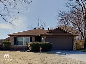 220 Bonavista Way in Locust Grove, GA - Building Photo