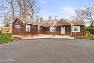 456 Harnell Ave in Ocean Township, NJ - Building Photo
