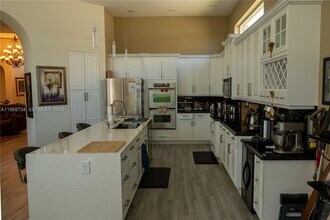 9350 Via Classico W in Wellington, FL - Building Photo - Building Photo