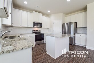 4010 Bella View Ln in Snellville, GA - Building Photo - Building Photo