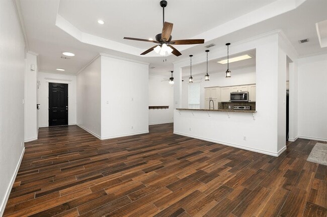 617 S Excalibur St in Edinburg, TX - Building Photo - Building Photo