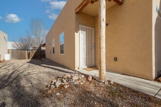 3251 Primo Colores St in Santa Fe, NM - Building Photo - Building Photo
