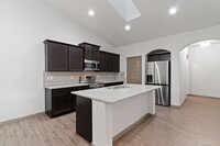 4023 Apache Pine Pl in Las Cruces, NM - Foto de edificio - Building Photo