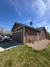 20067 Mt Faith Pl in Bend, OR - Building Photo - Building Photo