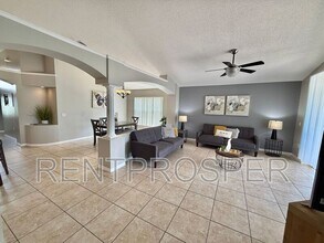 600 Eagle Pointe S in Kissimmee, FL - Building Photo - Building Photo