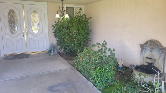 3416 Waldport Ln in Bakersfield, CA - Building Photo - Building Photo