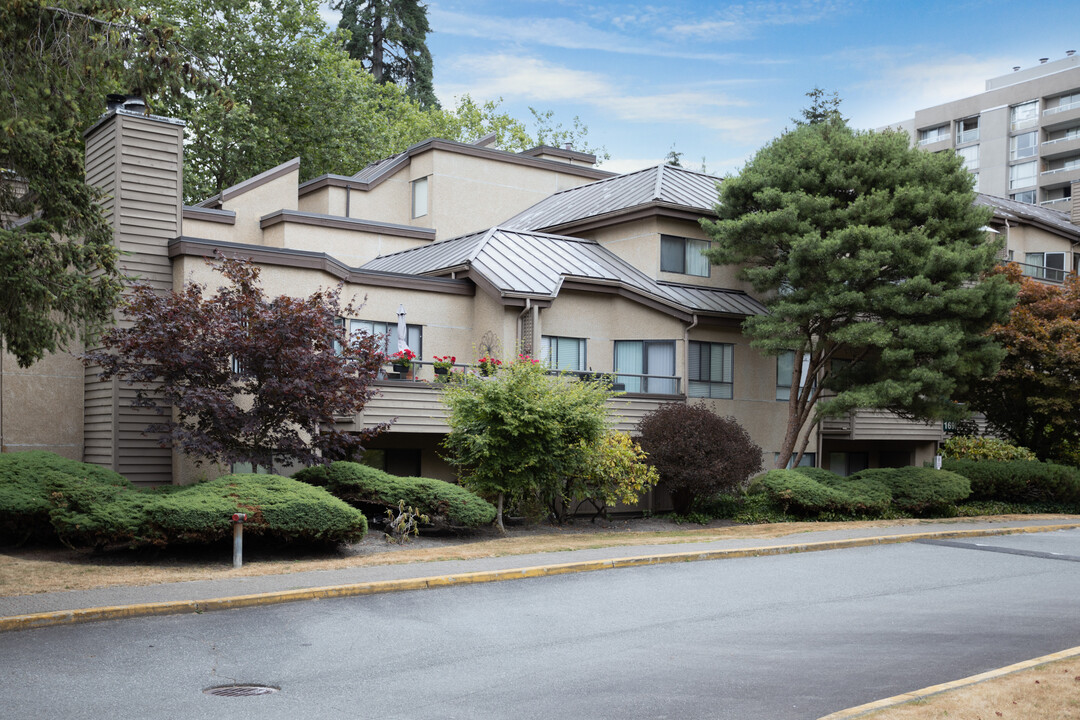 Augusta Grove in Burnaby, BC - Building Photo