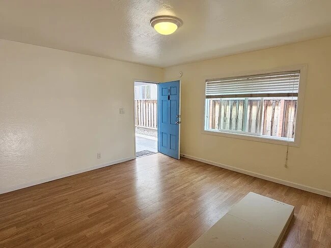 1506 Russell St, Unit A