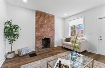 466 N Garfield Ave in Columbus, OH - Foto de edificio - Building Photo