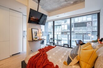 38 Stewart St in Toronto, ON - Building Photo - Building Photo