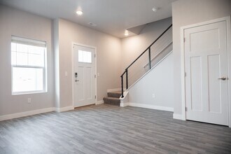 Harvest Ridge Townhomes in Sioux Falls, SD - Building Photo - Building Photo