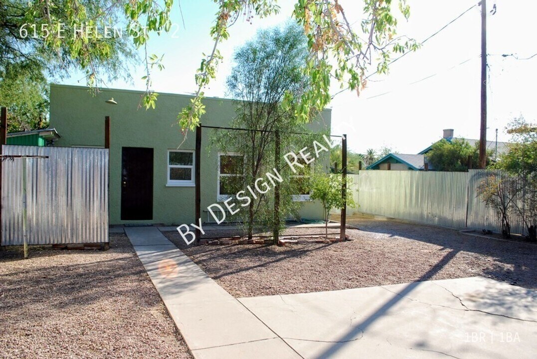 615 E Helen St in Tucson, AZ - Building Photo