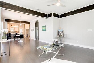 1821 W 10th St in Dallas, TX - Building Photo - Building Photo