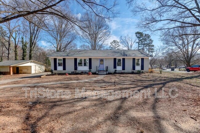 3300 Valley Grove Rd in Charlotte, NC - Building Photo - Building Photo