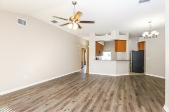 11601 Addison Chase Dr in Riverview, FL - Building Photo - Building Photo