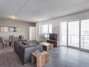 3075 Promenade du Quartier-Saint-Martin in Laval, QC - Building Photo - Building Photo