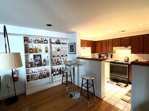 1724 Willard St NW, Unit Apt#1 in Washington, DC - Building Photo - Building Photo