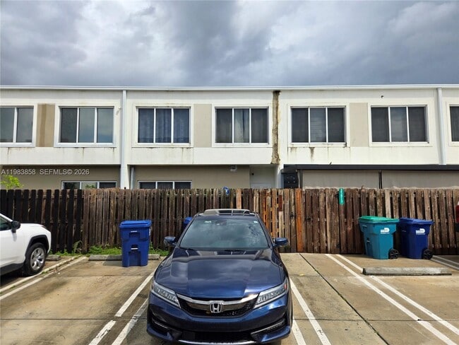 25901 SW 139th Ct in Homestead, FL - Building Photo - Building Photo