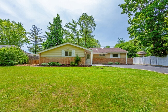 109 Avondale Ct