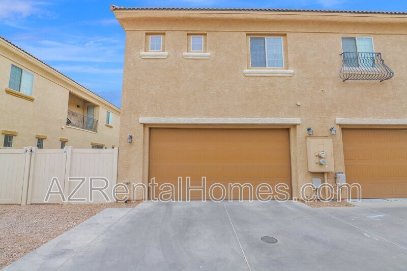 1367 S Country Club Dr in Mesa, AZ - Building Photo