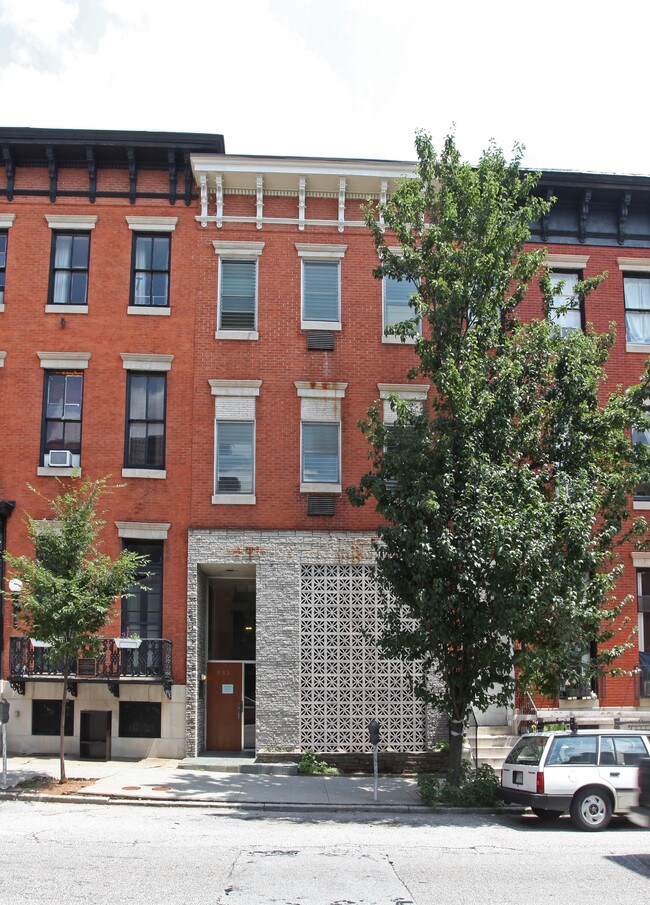 933 St Paul St in Baltimore, MD - Foto de edificio - Building Photo