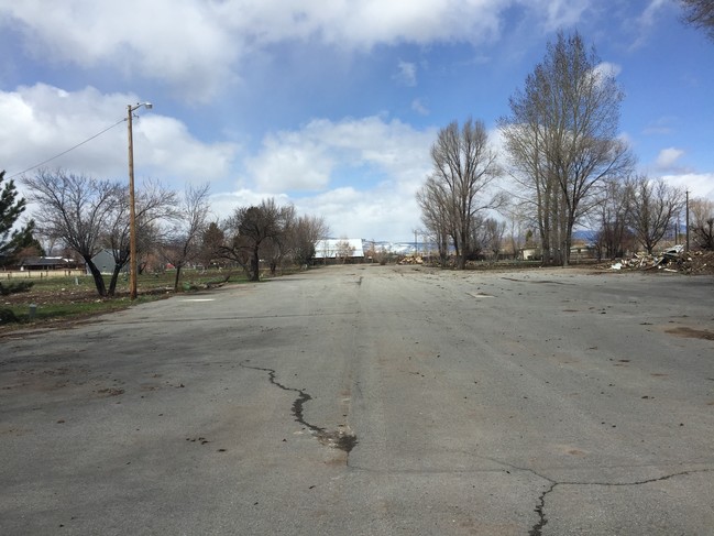 Loyalton Mobile Home Park in Loyalton, CA - Building Photo - Building Photo