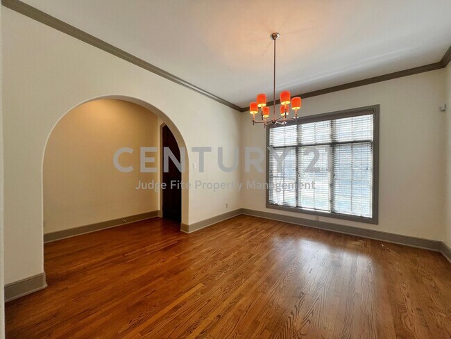 3324 W 6th St in Fort Worth, TX - Building Photo - Building Photo