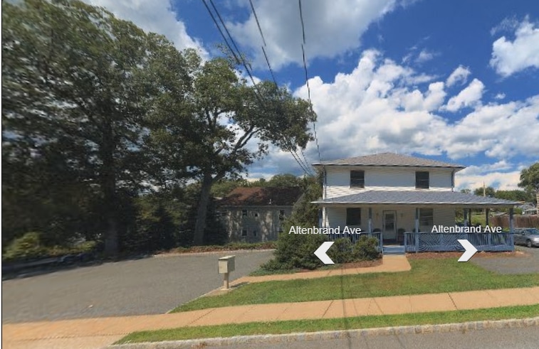 523 Altenbrand Ave, Unit Apt 4 in Mount Arlington, NJ - Building Photo