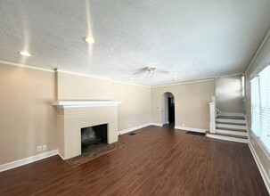 527-527 E 52nd St in Indianapolis, IN - Building Photo - Building Photo