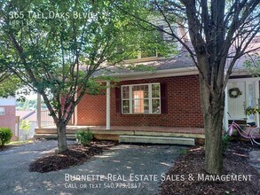 365 Tall Oak Blvd NW in Christiansburg, VA - Building Photo - Building Photo