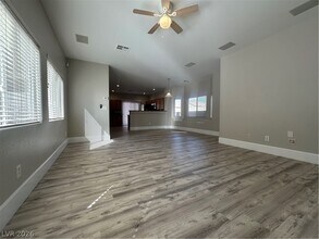 2176 Low Creek Ct in Las Vegas, NV - Building Photo - Building Photo
