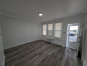 1056 N Ohio Ave in Atlantic City, NJ - Building Photo - Building Photo
