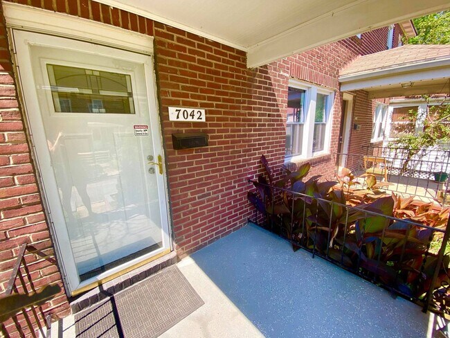7042 Dunbar Rd in Dundalk, MD - Building Photo - Building Photo