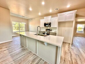 2184 Hilltop Ln in Blanchard, OK - Foto de edificio - Building Photo