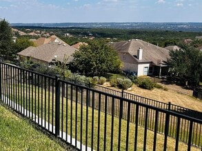 78 White Magnolia Cir in Lakeway, TX - Building Photo - Building Photo