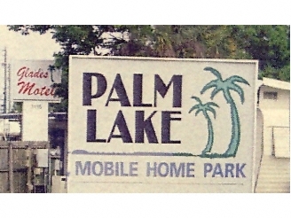 Palm Lake Mobile Home Park in Naples, FL - Building Photo - Building Photo